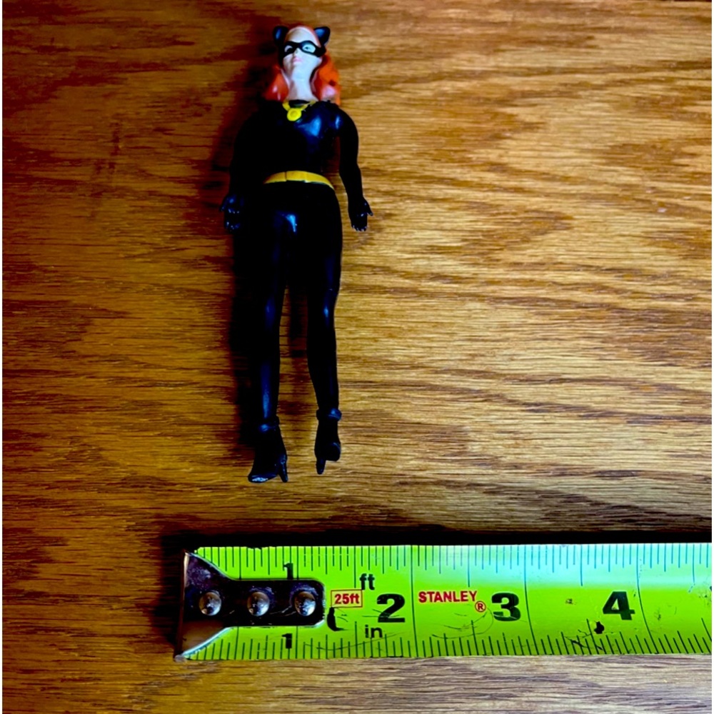 Batman’s Cat Woman bendable figure